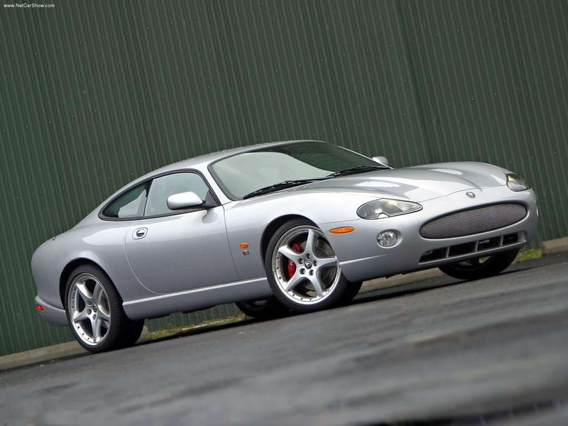 Illustration for article titled The Jaguar XK Deserved More Love Than It Got